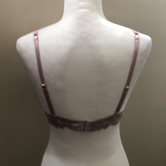 Marilyn Monroe - Dusty Pink Lace Bralette - Picture 5 of 6